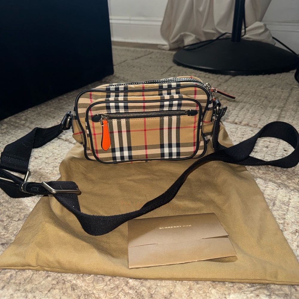 BURBERRY Plaid Camera Bag 135BURXAEH